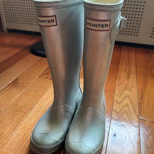 Hunter silver rain boots, size 1